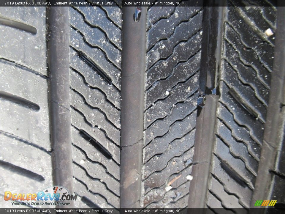 2019 Lexus RX 350L AWD Eminent White Pearl / Stratus Gray Photo #8