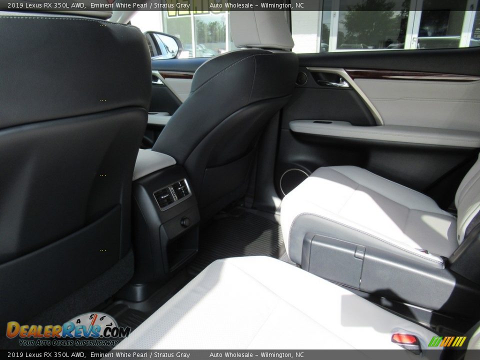 2019 Lexus RX 350L AWD Eminent White Pearl / Stratus Gray Photo #10