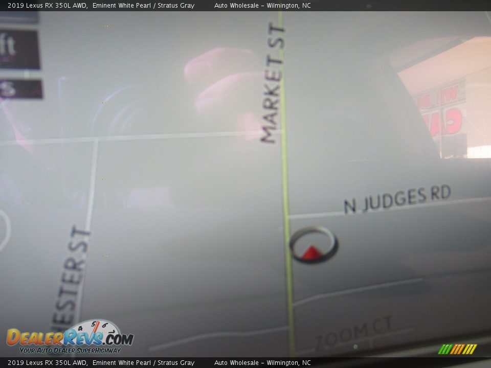 2019 Lexus RX 350L AWD Eminent White Pearl / Stratus Gray Photo #16