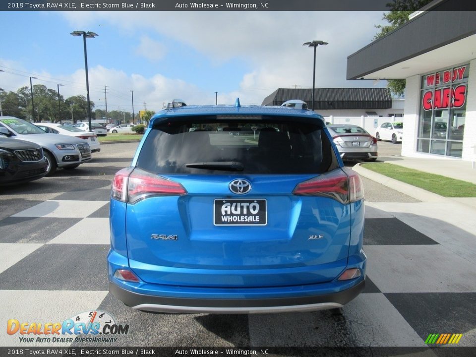 2018 Toyota RAV4 XLE Electric Storm Blue / Black Photo #4