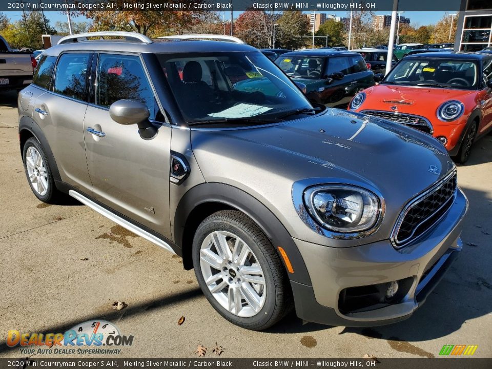 Front 3/4 View of 2020 Mini Countryman Cooper S All4 Photo #1