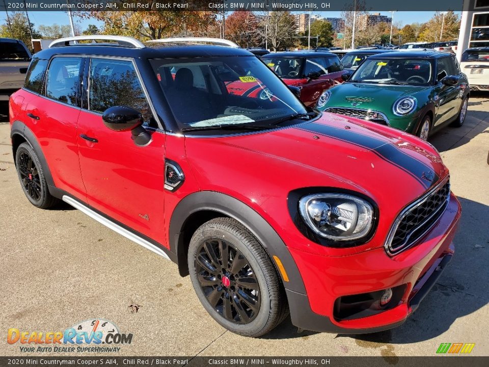 Front 3/4 View of 2020 Mini Countryman Cooper S All4 Photo #1