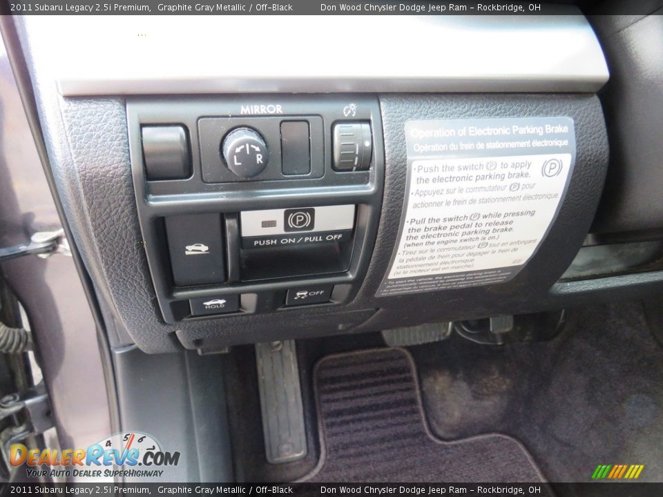 2011 Subaru Legacy 2.5i Premium Graphite Gray Metallic / Off-Black Photo #19