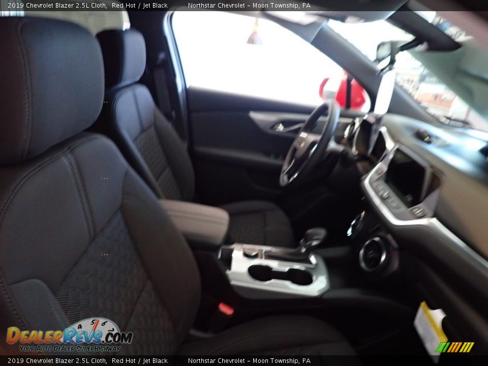 2019 Chevrolet Blazer 2.5L Cloth Red Hot / Jet Black Photo #4