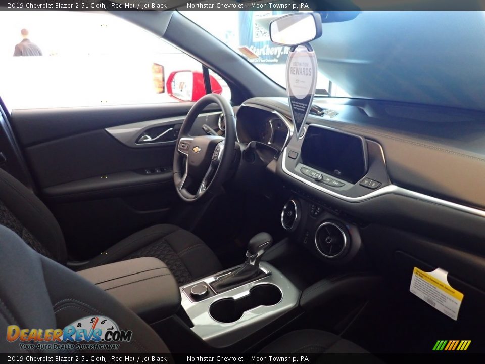 2019 Chevrolet Blazer 2.5L Cloth Red Hot / Jet Black Photo #5