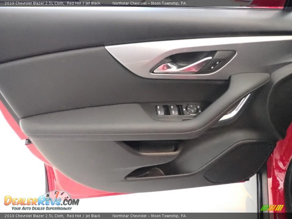 2019 Chevrolet Blazer 2.5L Cloth Red Hot / Jet Black Photo #11