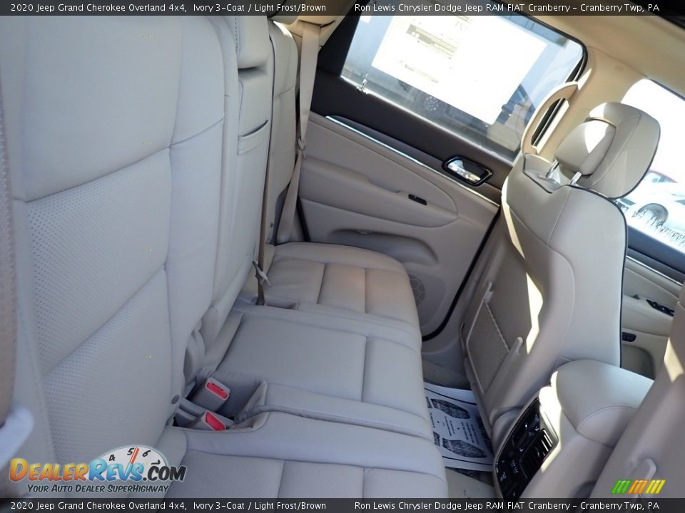 2020 Jeep Grand Cherokee Overland 4x4 Ivory 3-Coat / Light Frost/Brown Photo #12