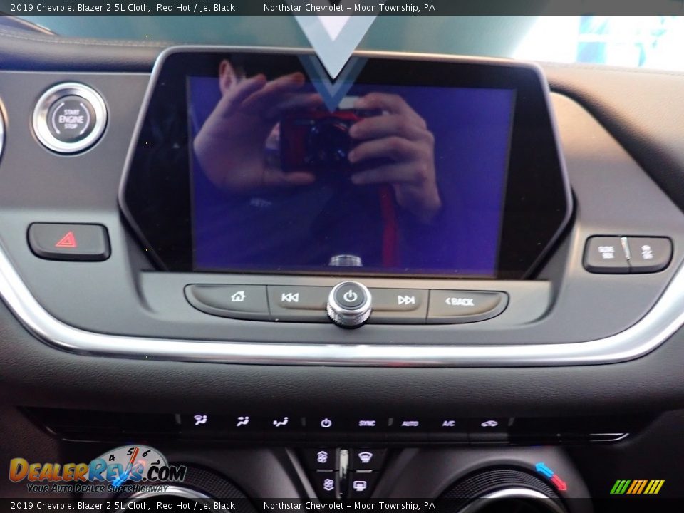 2019 Chevrolet Blazer 2.5L Cloth Red Hot / Jet Black Photo #16
