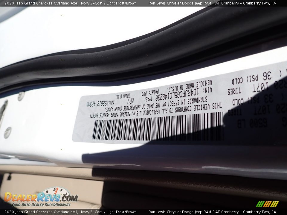 2020 Jeep Grand Cherokee Overland 4x4 Ivory 3-Coat / Light Frost/Brown Photo #15