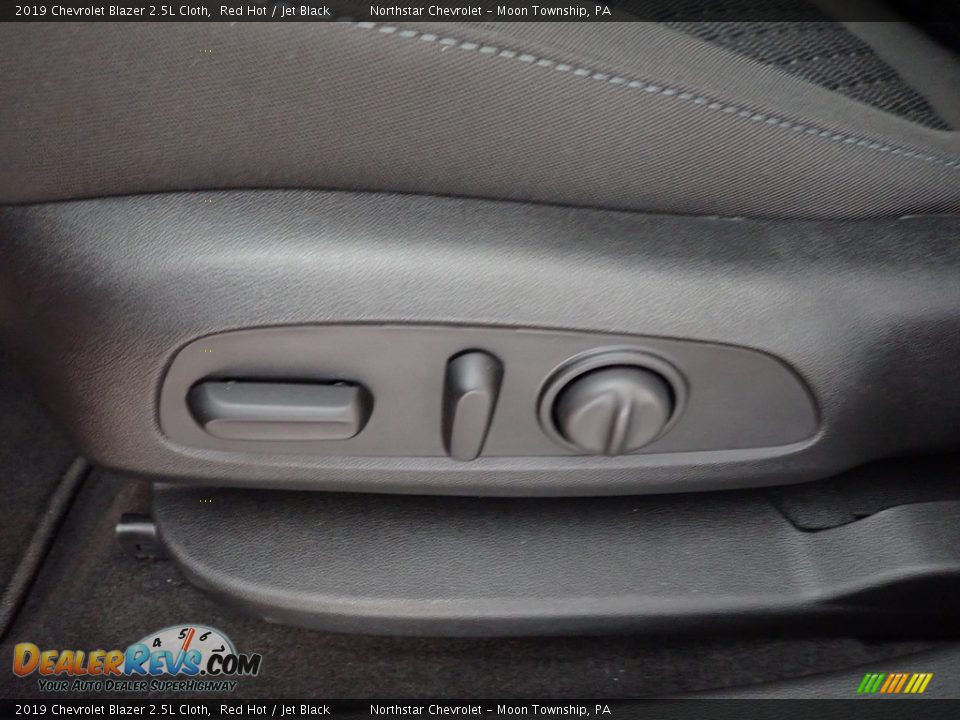 2019 Chevrolet Blazer 2.5L Cloth Red Hot / Jet Black Photo #18