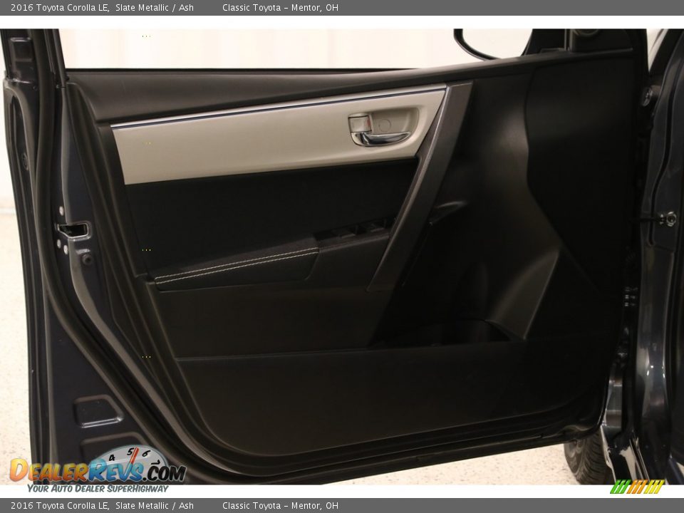2016 Toyota Corolla LE Slate Metallic / Ash Photo #4