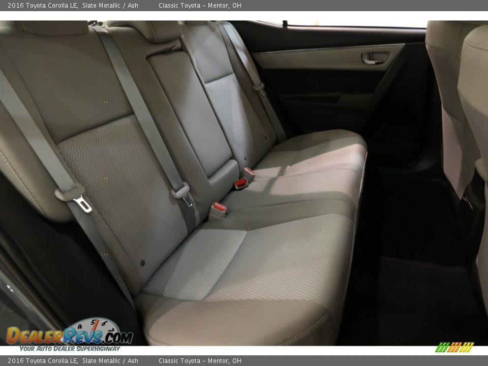 2016 Toyota Corolla LE Slate Metallic / Ash Photo #14