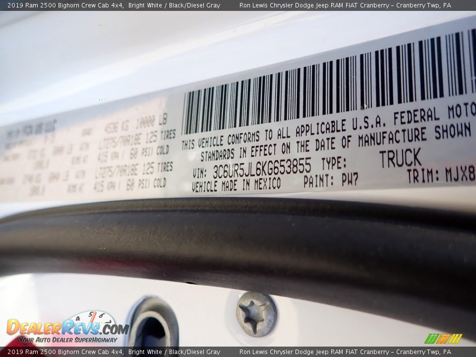 2019 Ram 2500 Bighorn Crew Cab 4x4 Bright White / Black/Diesel Gray Photo #16