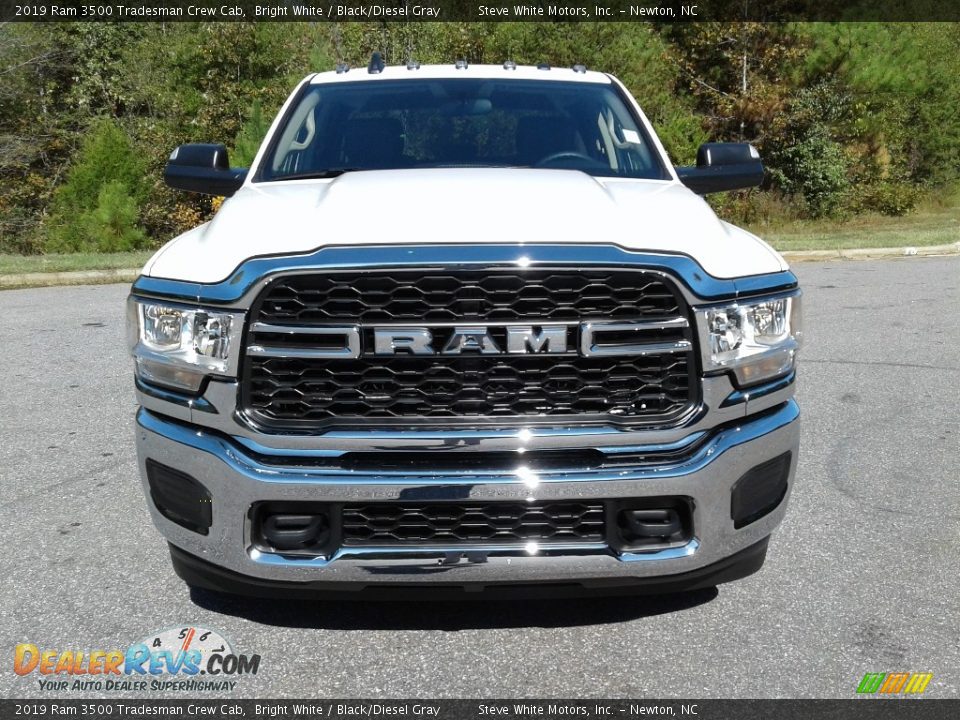 2019 Ram 3500 Tradesman Crew Cab Bright White / Black/Diesel Gray Photo #3
