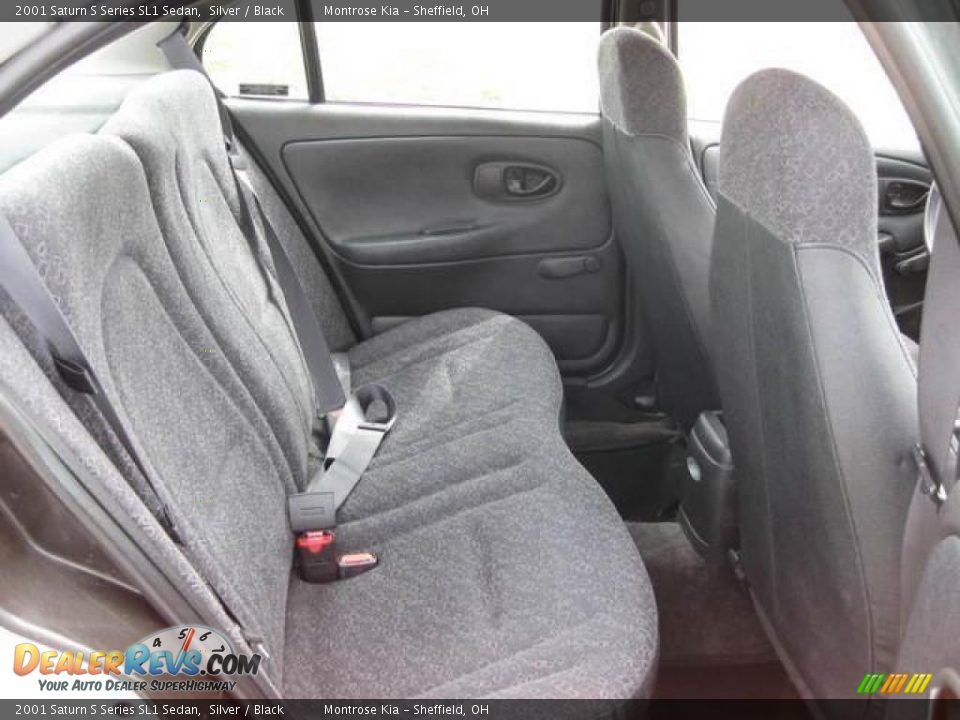 2001 Saturn S Series SL1 Sedan Silver / Black Photo #11