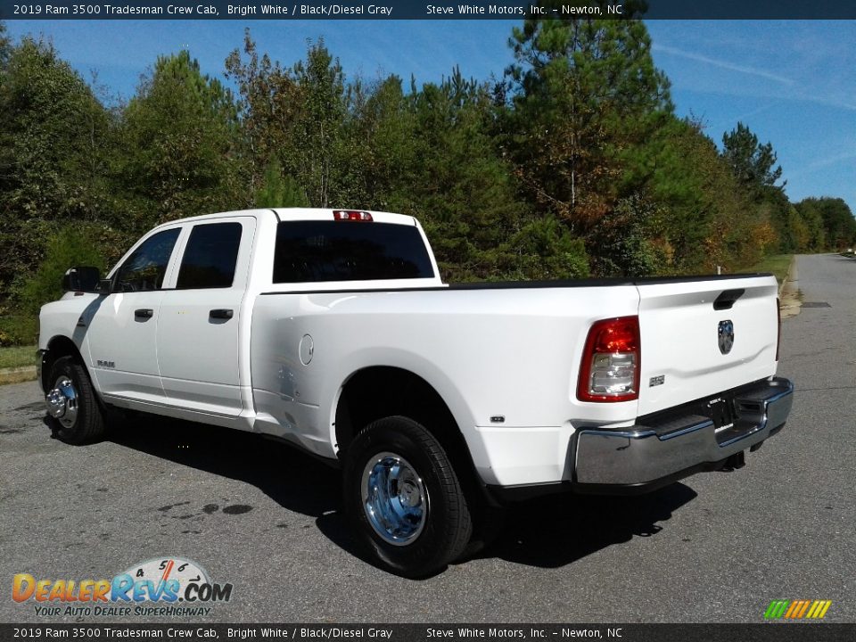 2019 Ram 3500 Tradesman Crew Cab Bright White / Black/Diesel Gray Photo #8