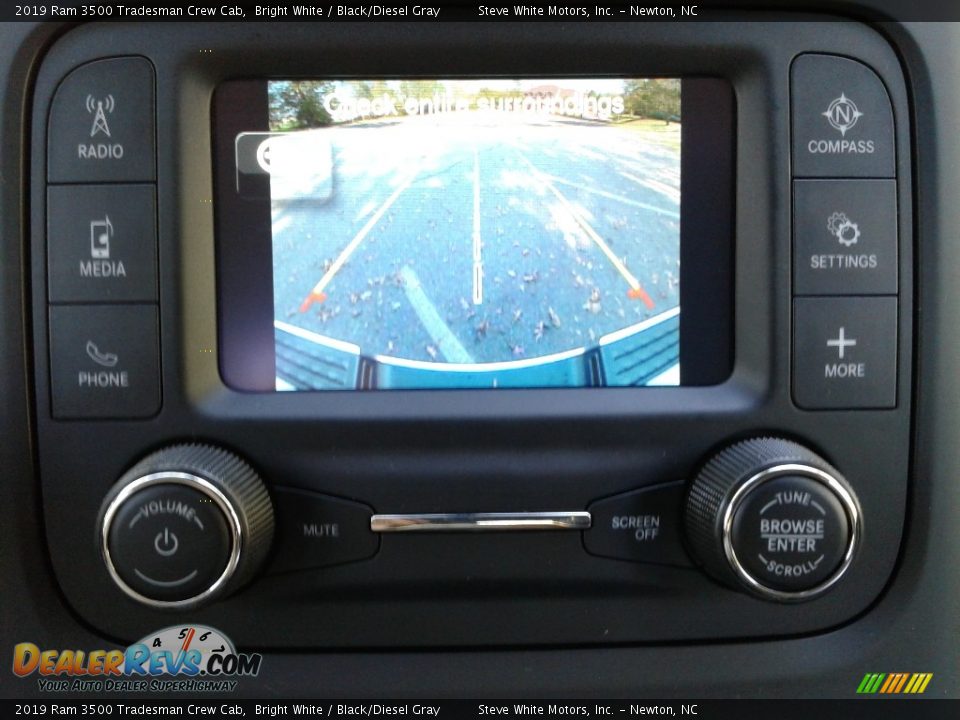 2019 Ram 3500 Tradesman Crew Cab Bright White / Black/Diesel Gray Photo #22