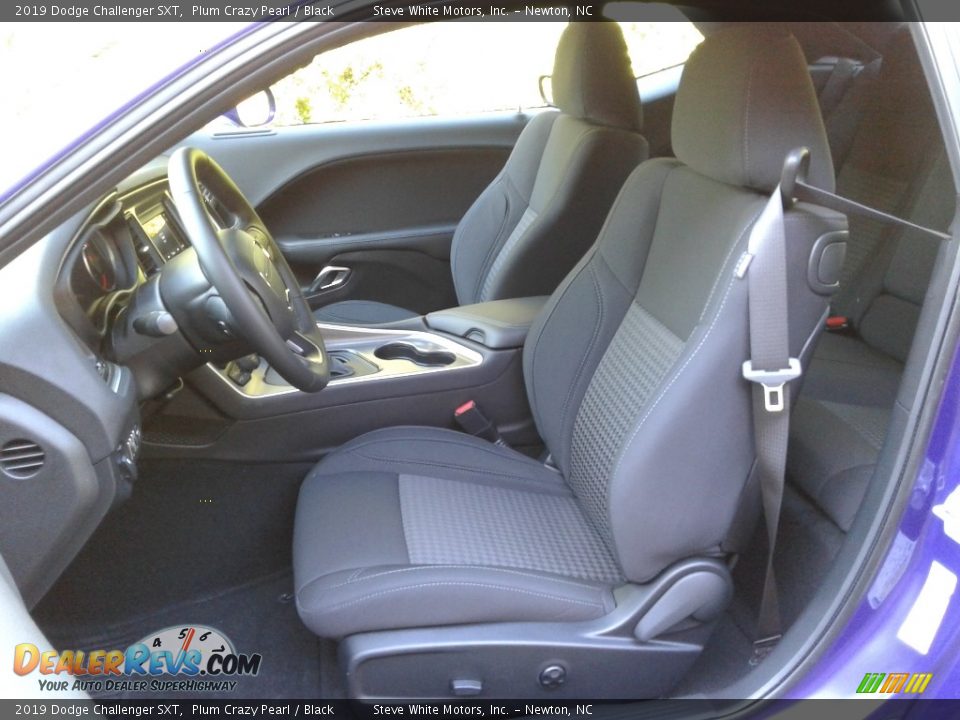2019 Dodge Challenger SXT Plum Crazy Pearl / Black Photo #10