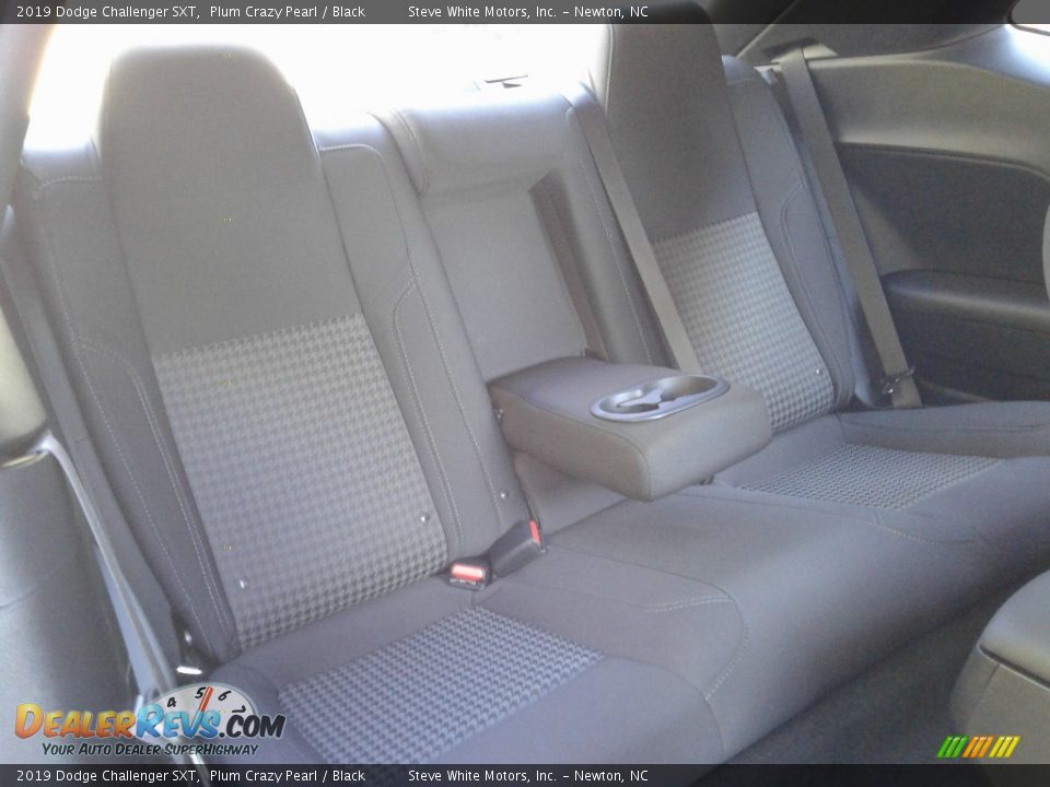 2019 Dodge Challenger SXT Plum Crazy Pearl / Black Photo #13