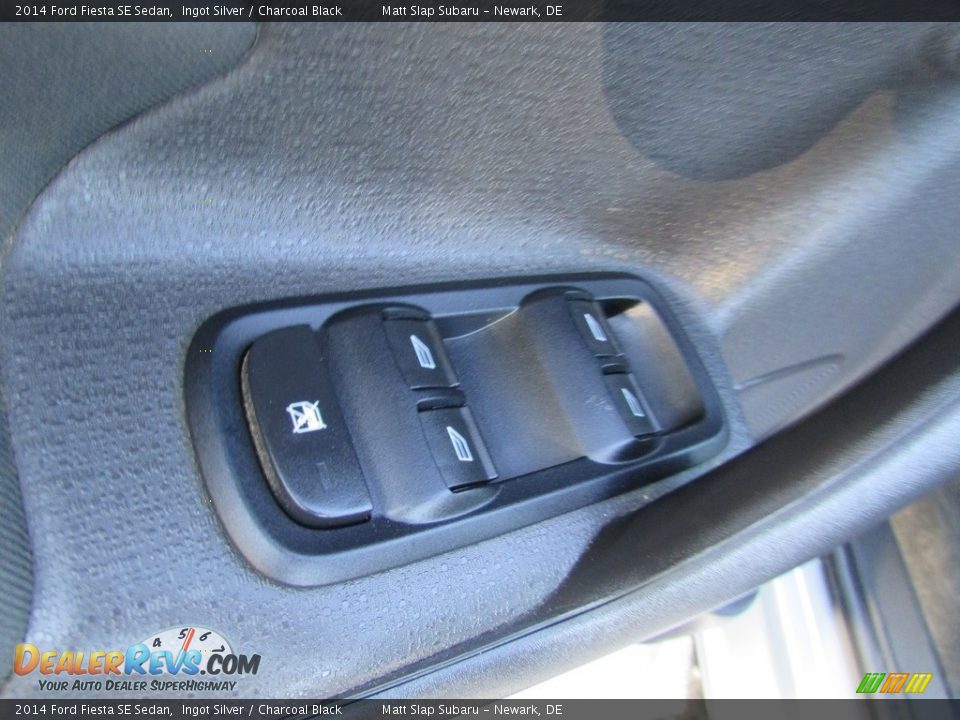 2014 Ford Fiesta SE Sedan Ingot Silver / Charcoal Black Photo #14