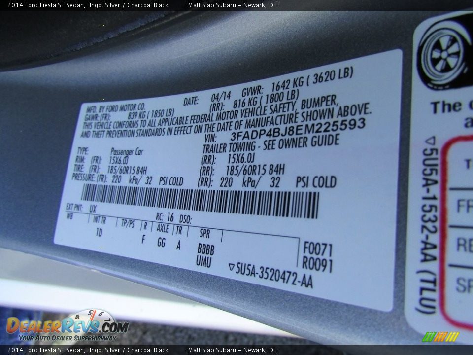 2014 Ford Fiesta SE Sedan Ingot Silver / Charcoal Black Photo #27