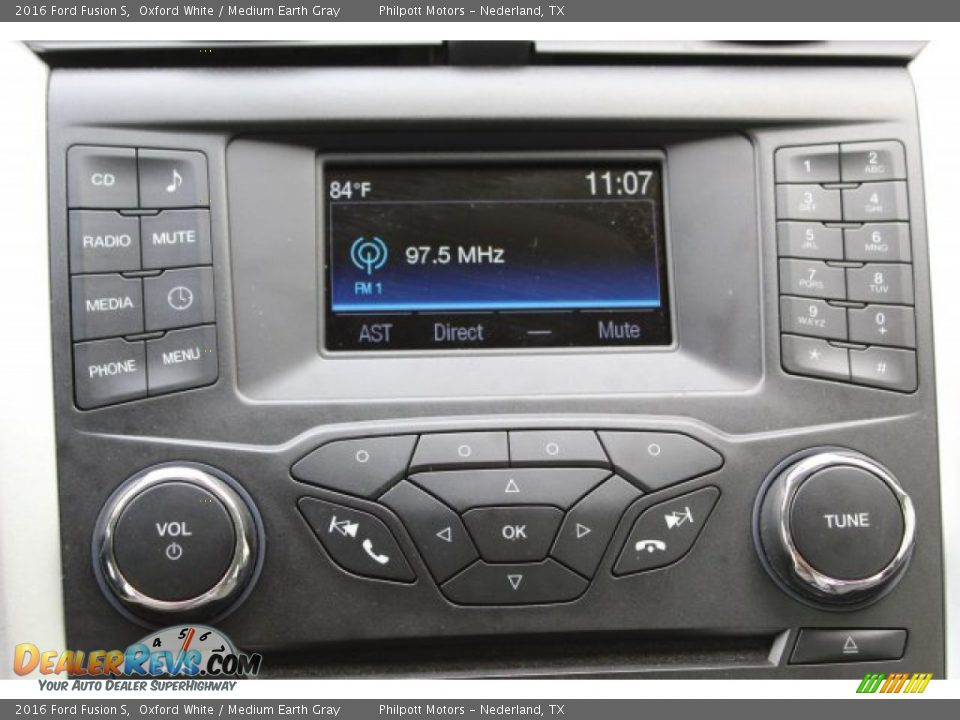 2016 Ford Fusion S Oxford White / Medium Earth Gray Photo #15