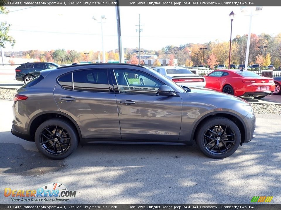 2019 Alfa Romeo Stelvio Sport AWD Vesuvio Gray Metallic / Black Photo #10