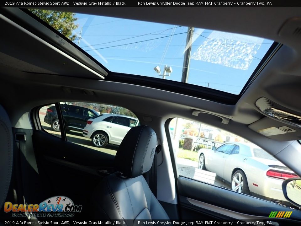 2019 Alfa Romeo Stelvio Sport AWD Vesuvio Gray Metallic / Black Photo #16