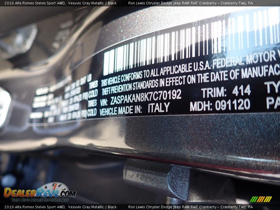 2019 Alfa Romeo Stelvio Sport AWD Vesuvio Gray Metallic / Black Photo #20