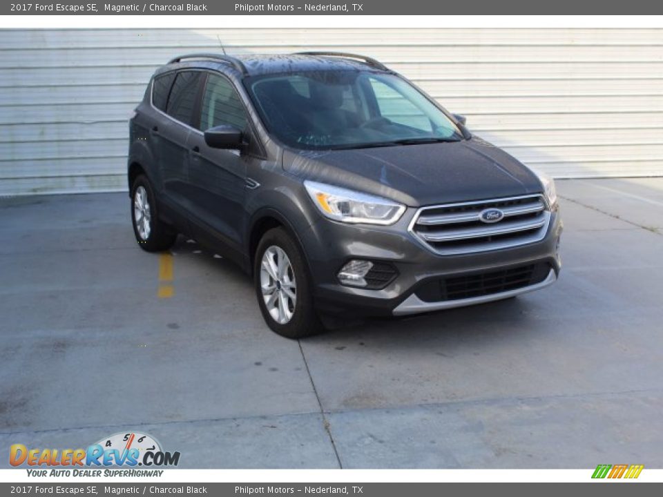 2017 Ford Escape SE Magnetic / Charcoal Black Photo #2