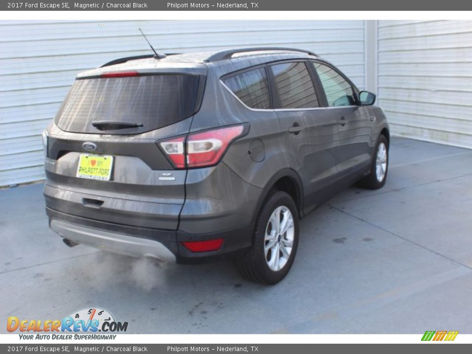 2017 Ford Escape SE Magnetic / Charcoal Black Photo #9
