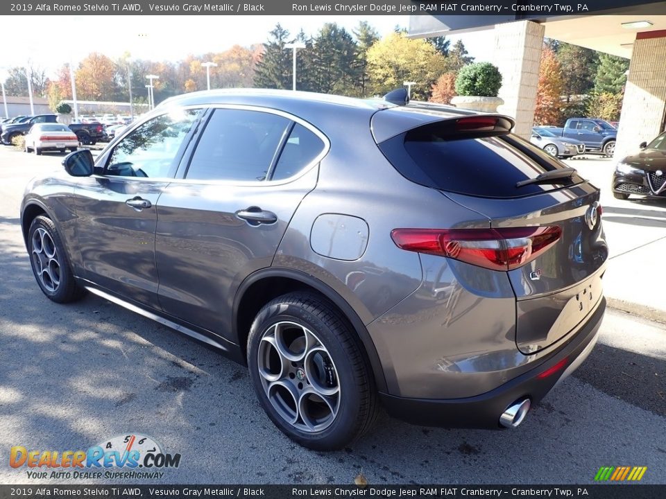 2019 Alfa Romeo Stelvio Ti AWD Vesuvio Gray Metallic / Black Photo #4