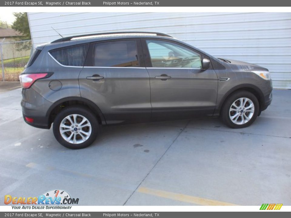 2017 Ford Escape SE Magnetic / Charcoal Black Photo #10