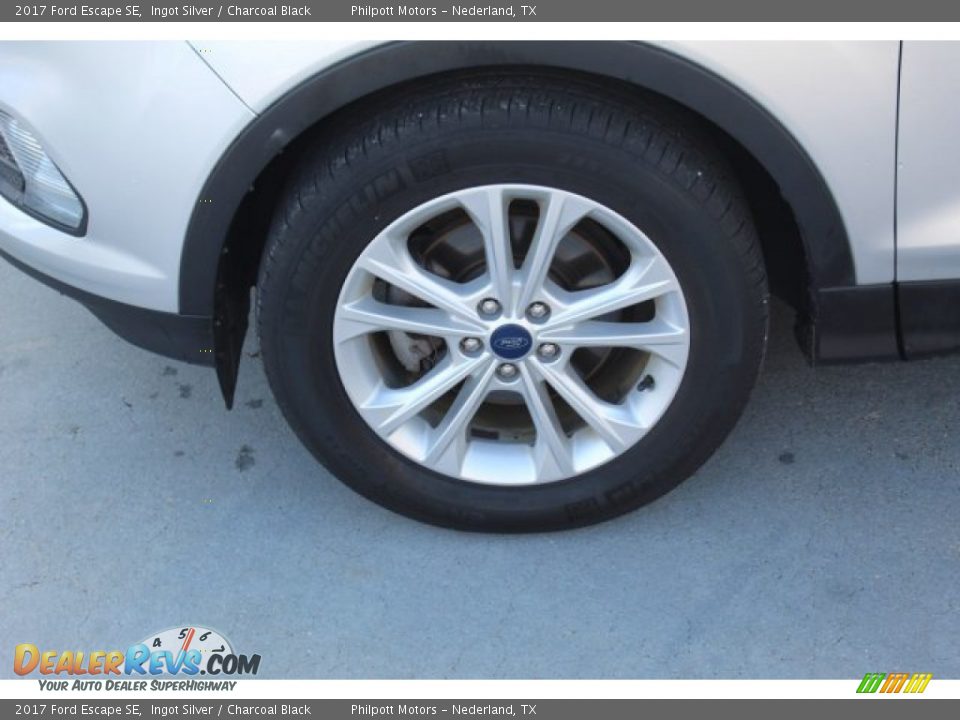 2017 Ford Escape SE Ingot Silver / Charcoal Black Photo #5