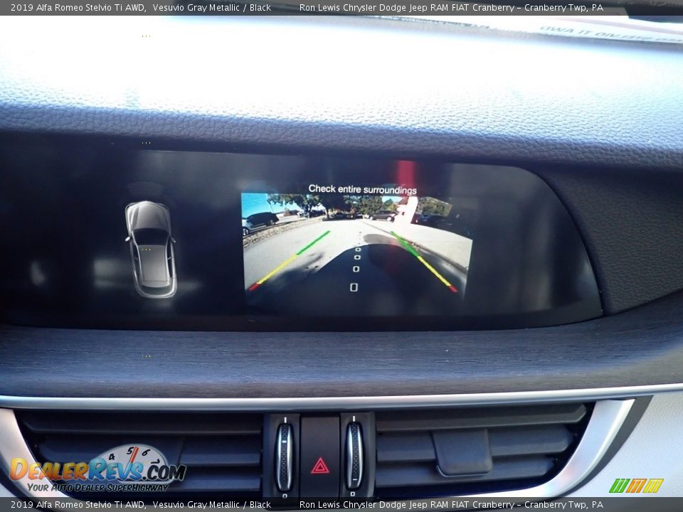 2019 Alfa Romeo Stelvio Ti AWD Vesuvio Gray Metallic / Black Photo #22