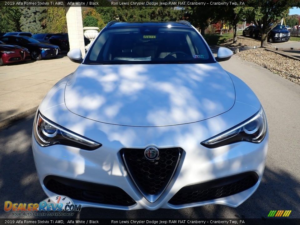 2019 Alfa Romeo Stelvio Ti AWD Alfa White / Black Photo #12