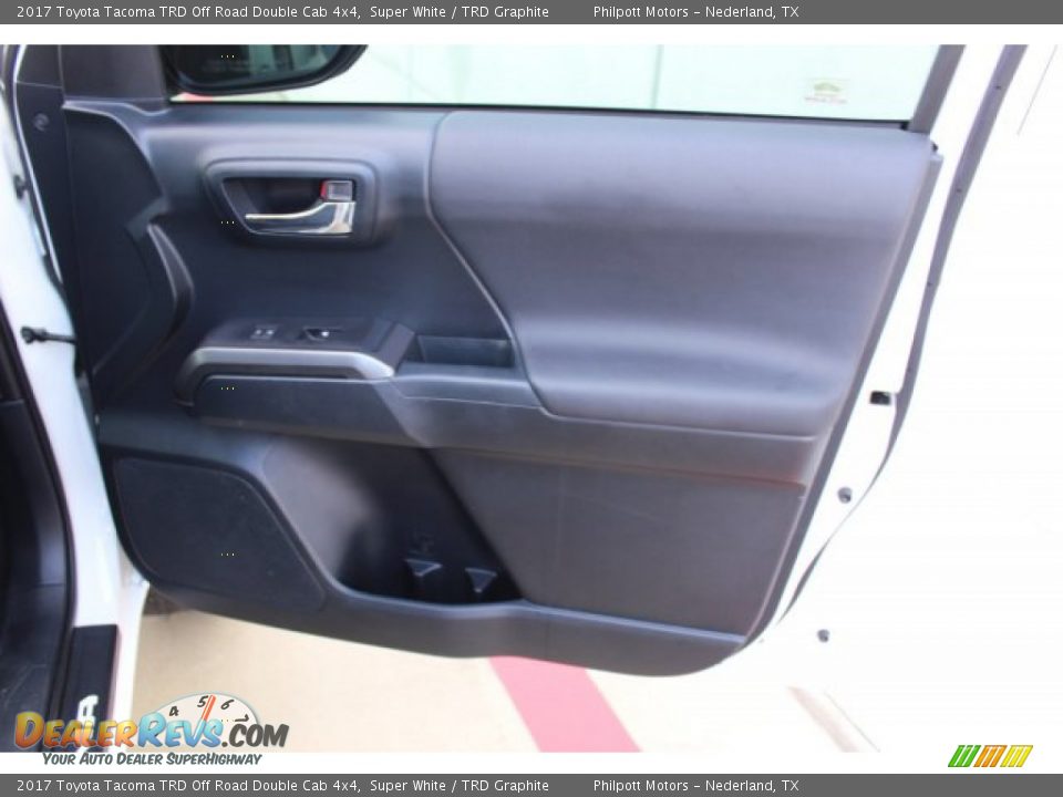 2017 Toyota Tacoma TRD Off Road Double Cab 4x4 Super White / TRD Graphite Photo #30