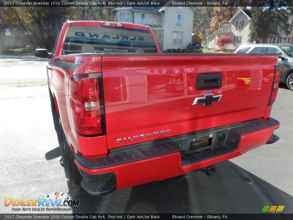 2017 Chevrolet Silverado 1500 Custom Double Cab 4x4 Red Hot / Dark Ash/Jet Black Photo #7