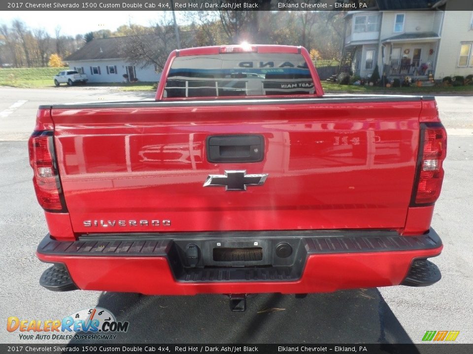 2017 Chevrolet Silverado 1500 Custom Double Cab 4x4 Red Hot / Dark Ash/Jet Black Photo #8