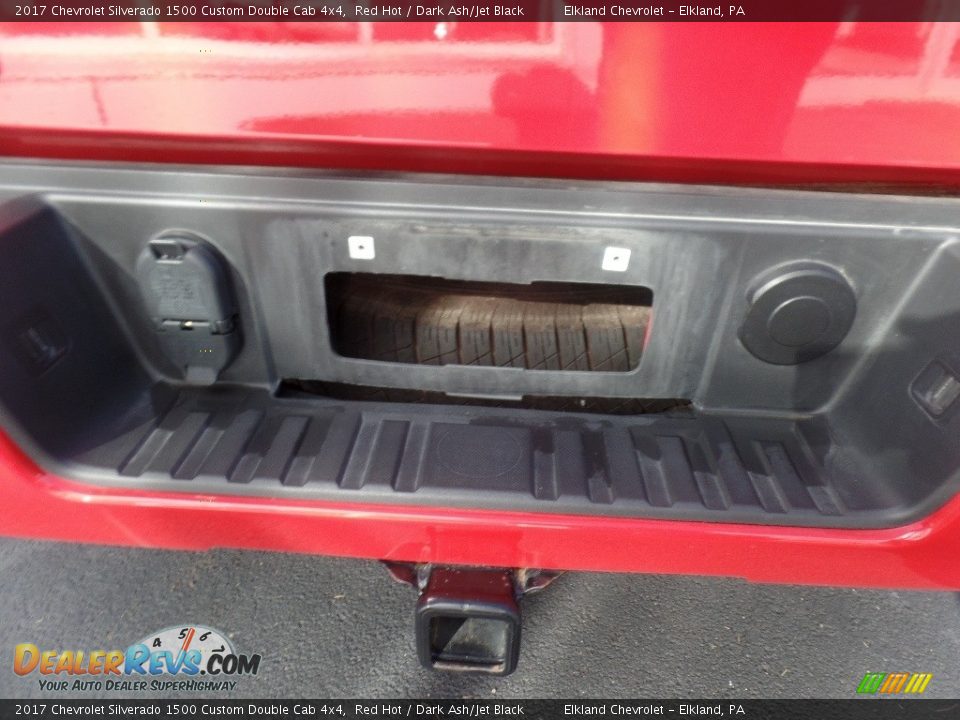 2017 Chevrolet Silverado 1500 Custom Double Cab 4x4 Red Hot / Dark Ash/Jet Black Photo #15