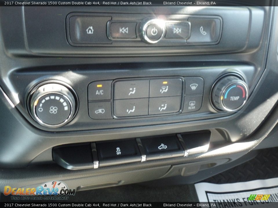 2017 Chevrolet Silverado 1500 Custom Double Cab 4x4 Red Hot / Dark Ash/Jet Black Photo #30