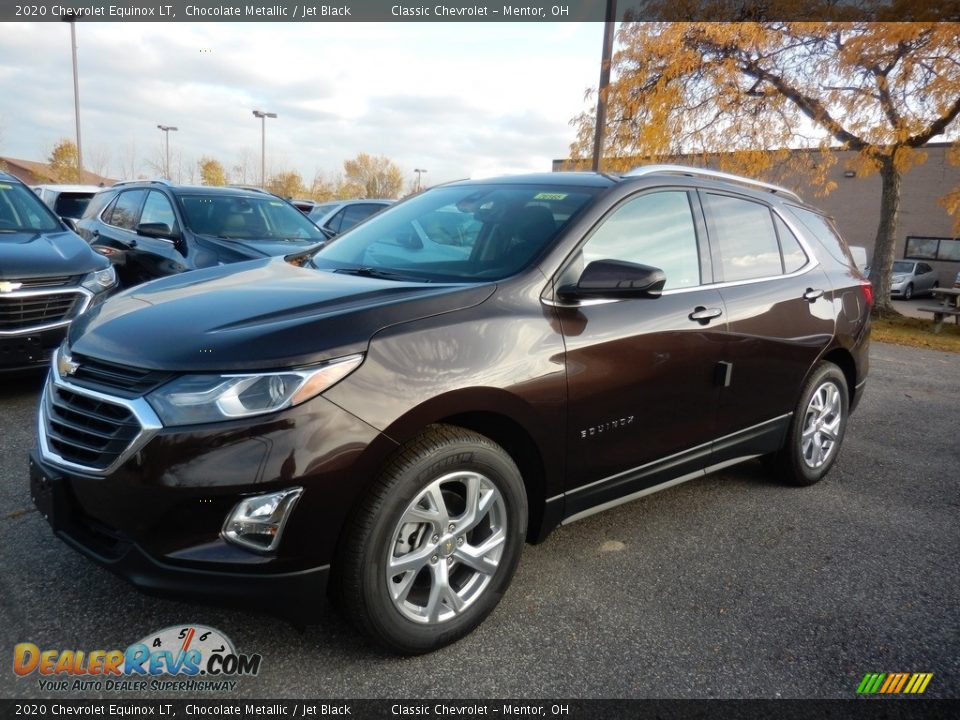 Front 3/4 View of 2020 Chevrolet Equinox LT Photo #1