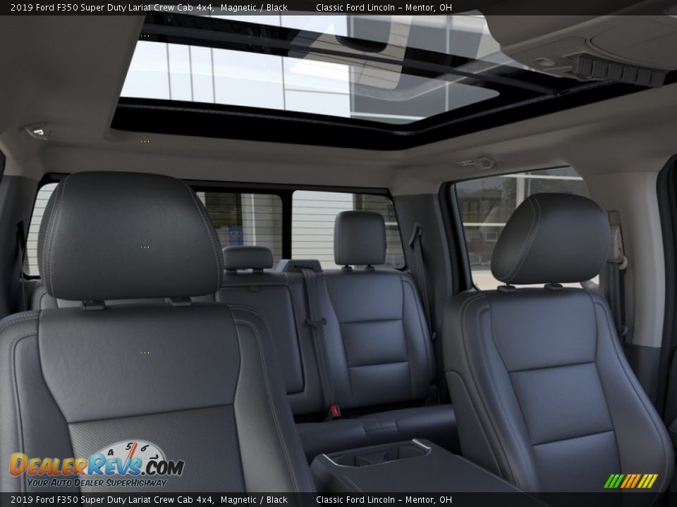 2019 Ford F350 Super Duty Lariat Crew Cab 4x4 Magnetic / Black Photo #22