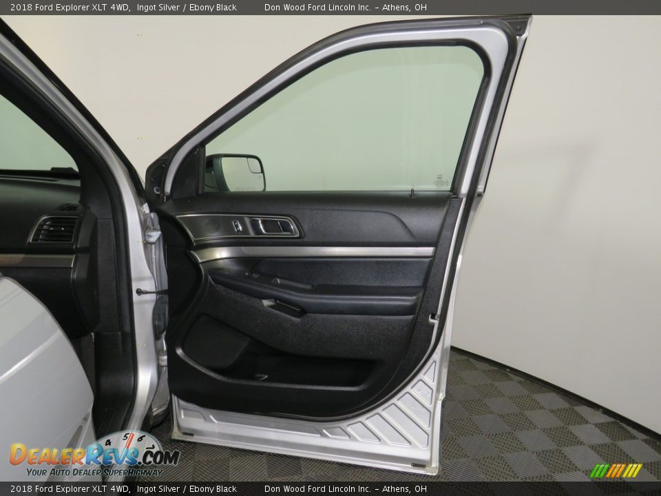 2018 Ford Explorer XLT 4WD Ingot Silver / Ebony Black Photo #27