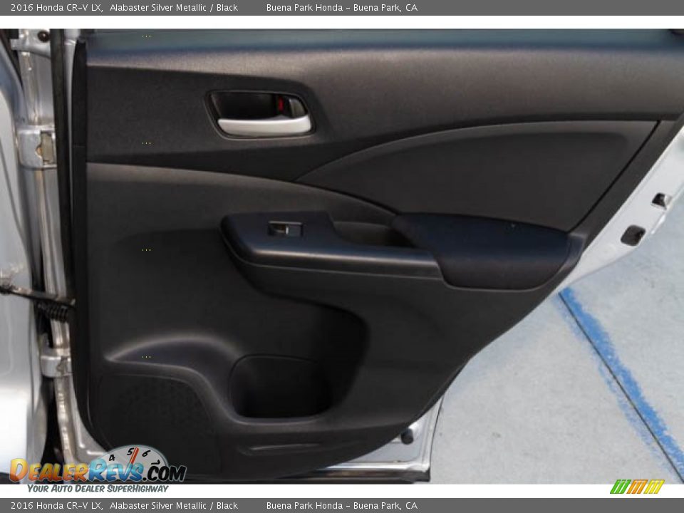 2016 Honda CR-V LX Alabaster Silver Metallic / Black Photo #26