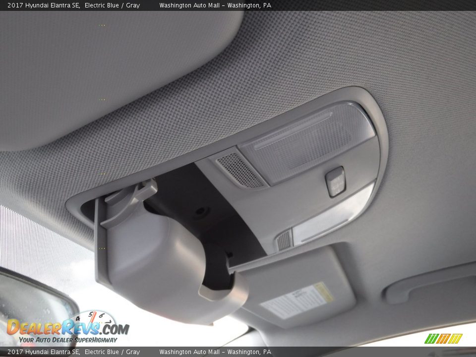 2017 Hyundai Elantra SE Electric Blue / Gray Photo #18