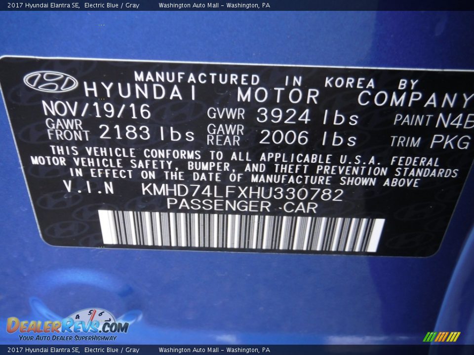 2017 Hyundai Elantra SE Electric Blue / Gray Photo #24