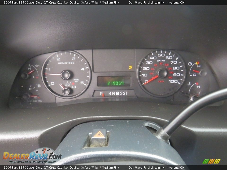 2006 Ford F350 Super Duty XLT Crew Cab 4x4 Dually Oxford White / Medium Flint Photo #26
