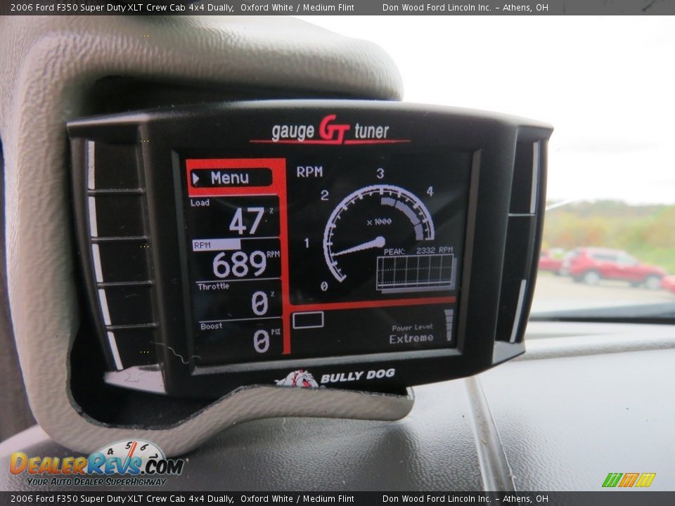 2006 Ford F350 Super Duty XLT Crew Cab 4x4 Dually Oxford White / Medium Flint Photo #35