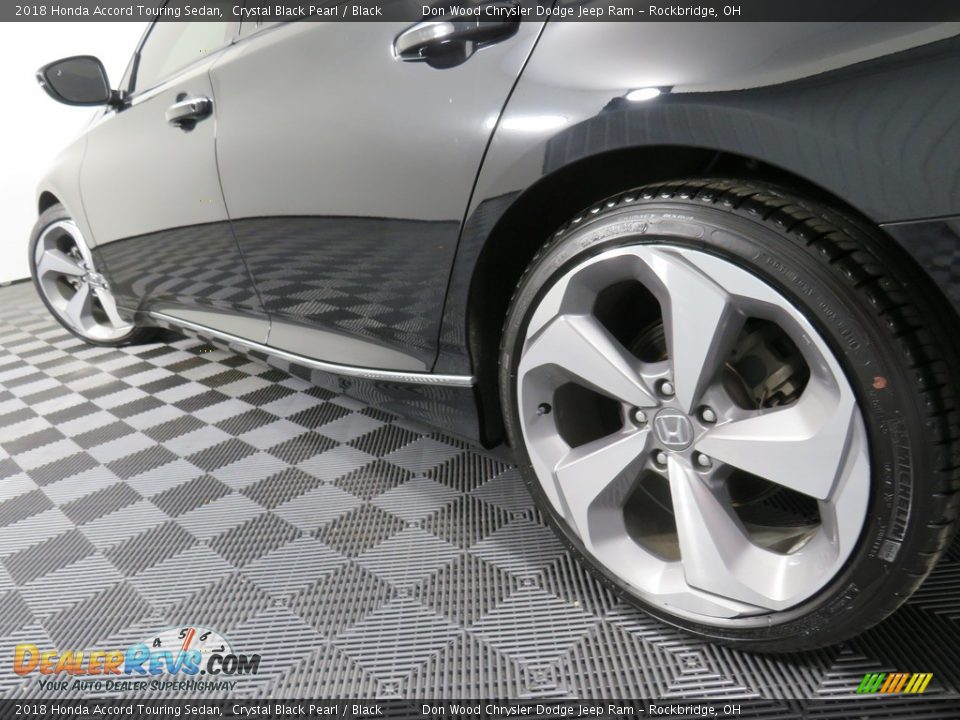 2018 Honda Accord Touring Sedan Crystal Black Pearl / Black Photo #12